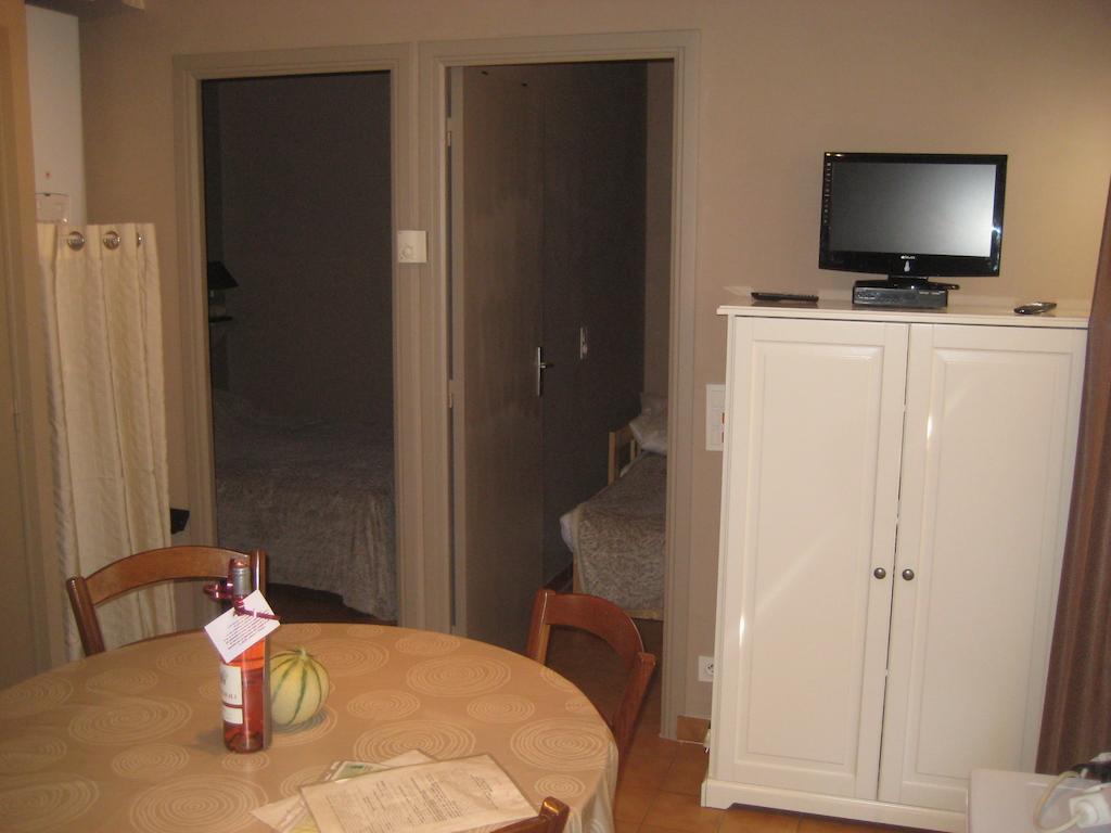 Gite Des Ocres Villars  Bagian luar foto