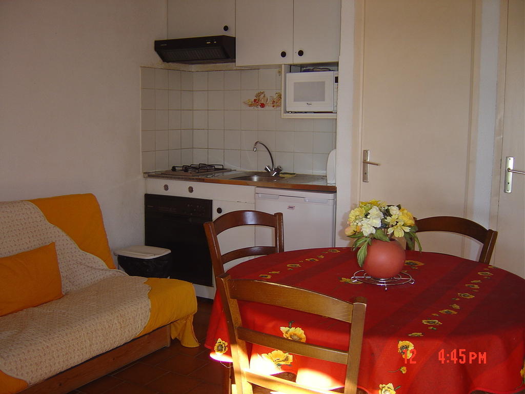 Gite Des Ocres Villars  Bagian luar foto